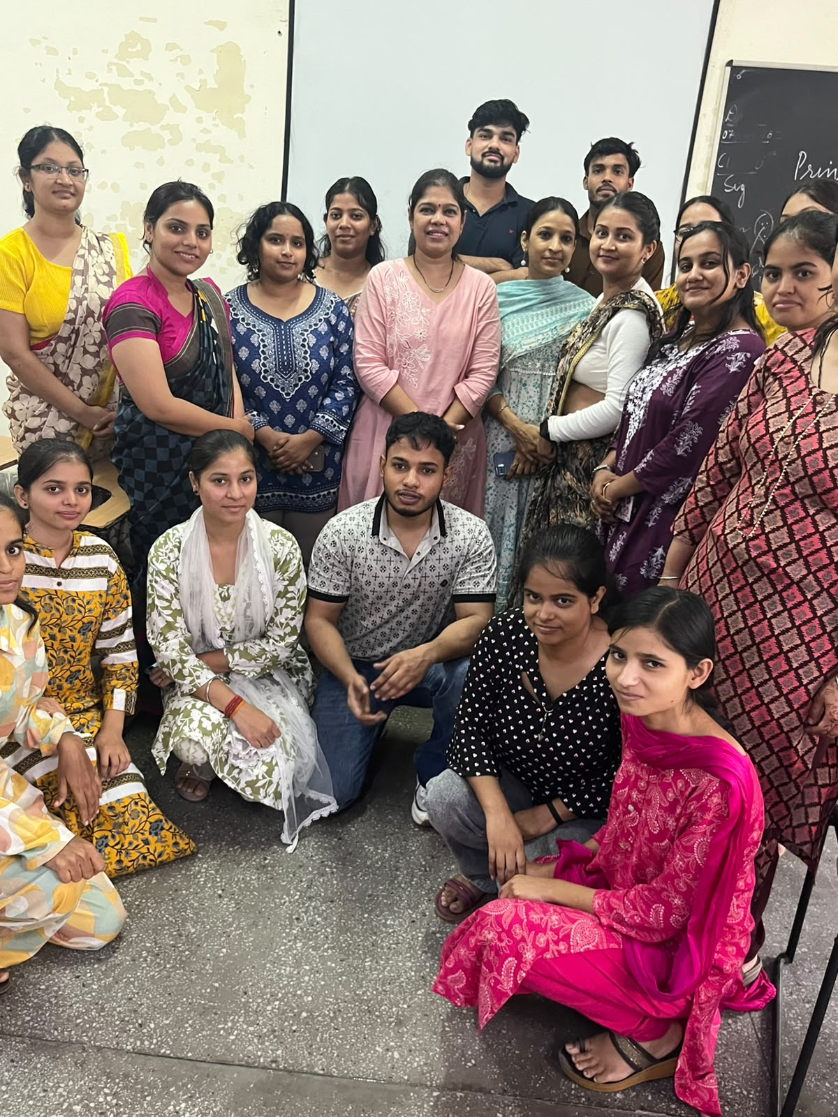 LevelMinds teaching skills workshop at Guru Ram Dass College, photograph 5